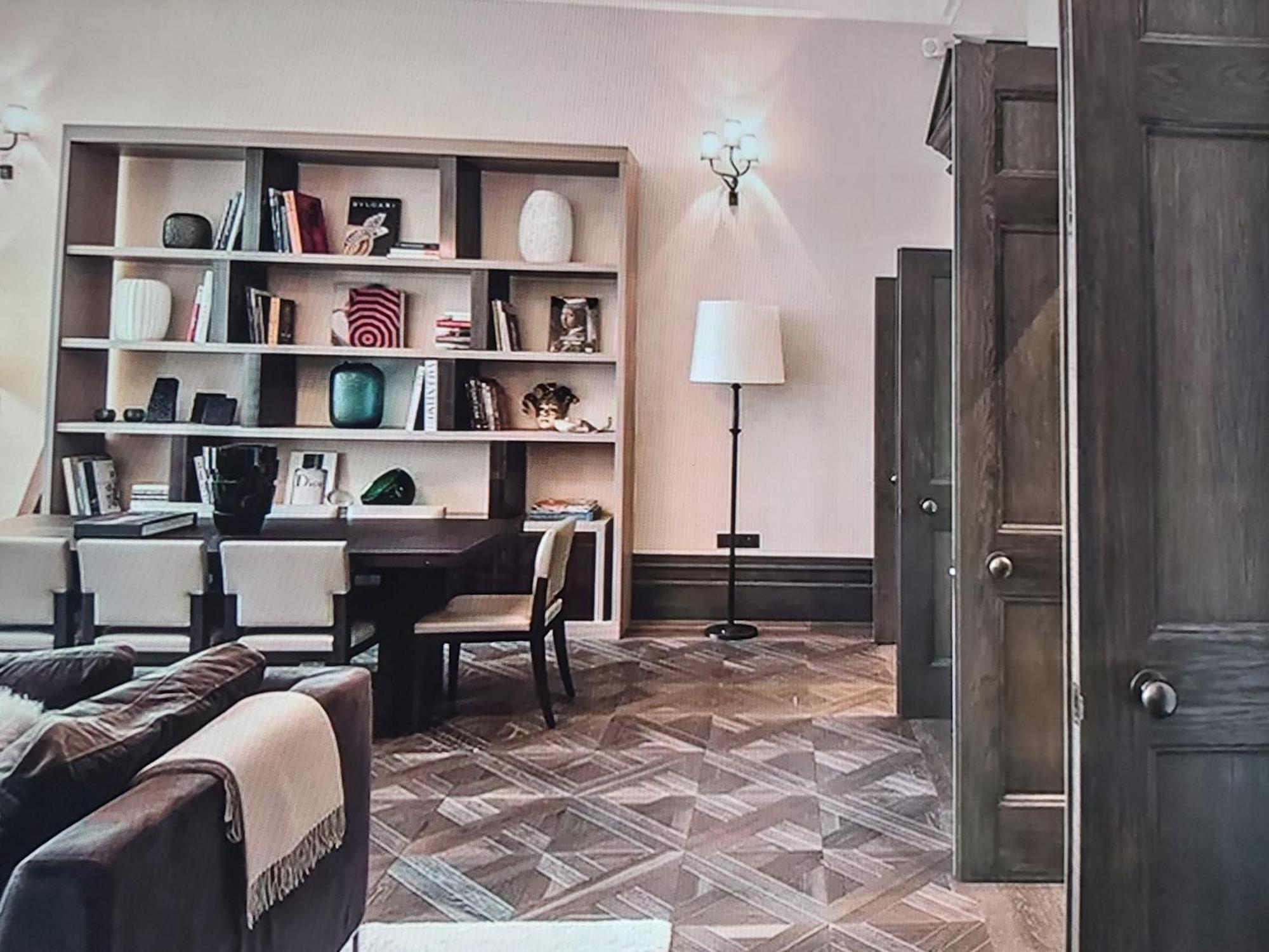 Modern With An Enviable Address Appartement *